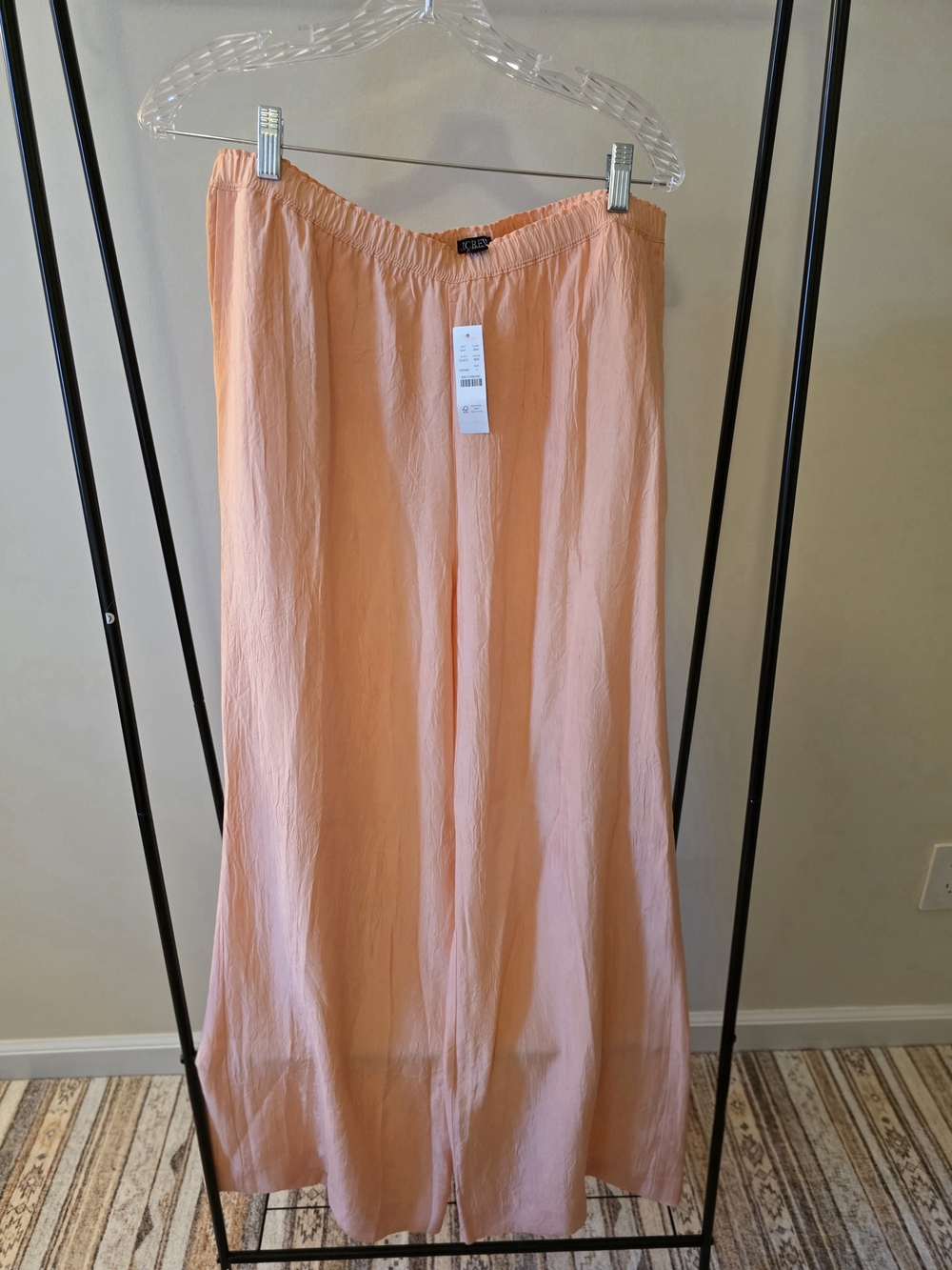 NWT J.Crew Stratus Wide Leg Pant in textured satin. Light Peach Elastic waist